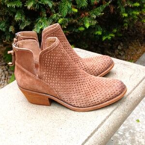 SOFFT ADDIE Women's Tan Ankle Boots SIZE 8.5